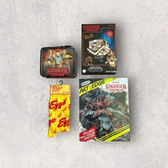 Stranger Things Collectors Box Bundle- Netflix TV Series Eggo Waffle Socks - Picture 3 of 9
